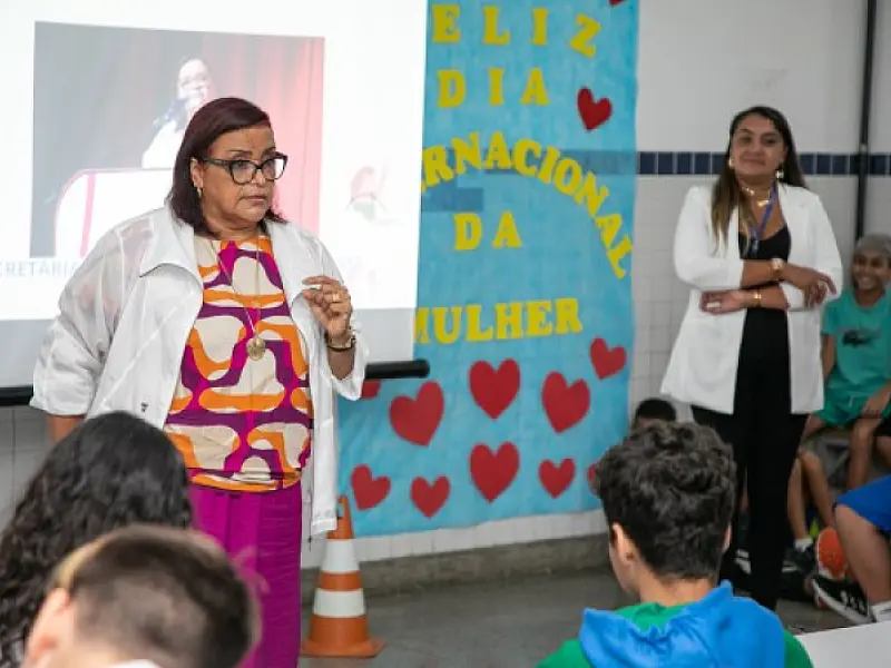 EM José Padin promove projeto Mulheres Extraordinárias e Resistentes