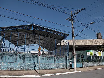 Reforma de escola na Zona Noroeste de Santos está na segunda fase