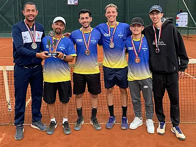 Guarujá conquista medalhas de prata no Futsal feminino e no Tênis de Campo