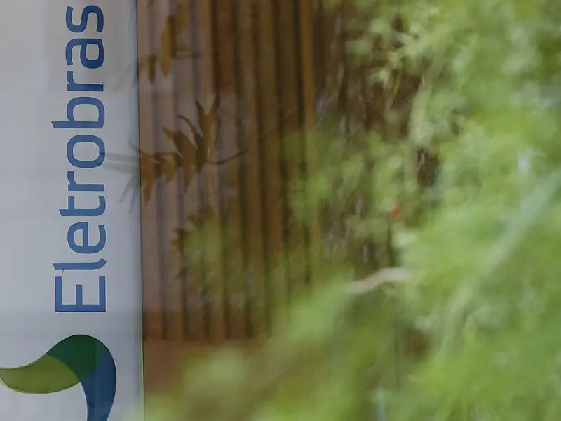 Eletrobras suspende desligamentos de PDV por decisão da Justiça