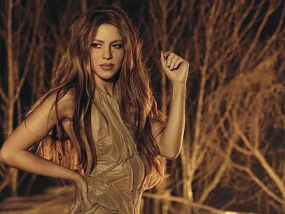 Shakira diz estar fortalecida após divórcio de Piqué