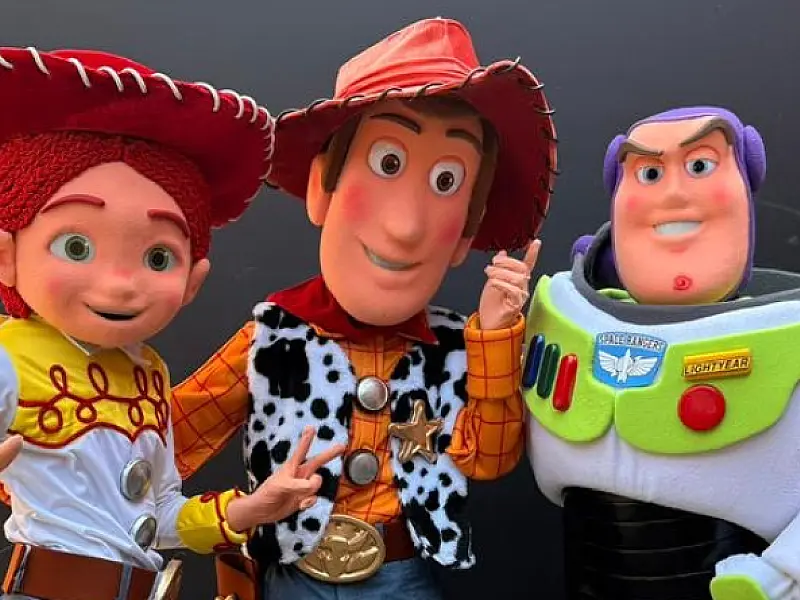 Cine Roxy promove fim de semana especial de Toy Story com personagens e sketches gratuitos para os f