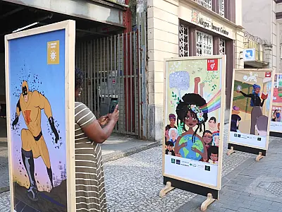 Exposição 'Cartoons para Salvar o Mundo' chega às Vilas Criativas de Santos