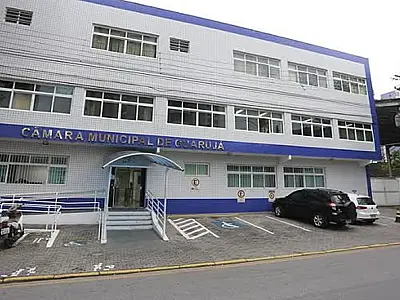 Guarujá oferece curso aos ambulantes das praias em iniciativa pioneira, a partir de junho