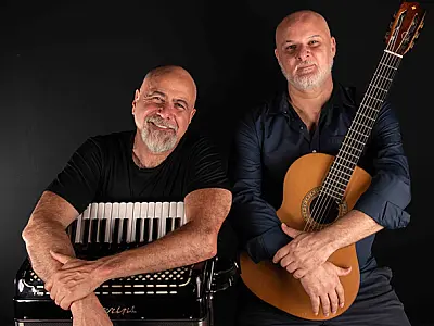 André Siqueira e Toninho Ferragutti em Santos no dia 6 de julho