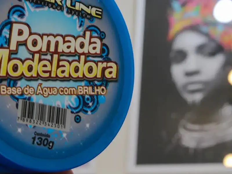 Escolha de pomadas modeladoras de cabelos deve seguir lista da Anvisa