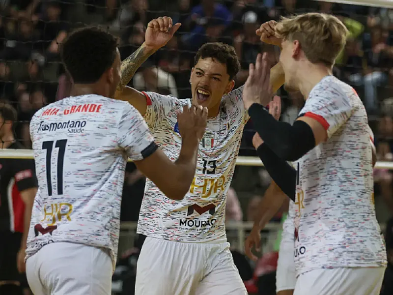 Após vitória na estreia, Time Praia Grande/SP enfrenta o Suzano Vôlei nesta sexta (5)