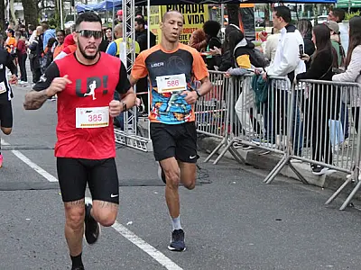 Rebeca Andrade é homenageada da 4ª Corrida Pantera Negra pela Igualdade Racial