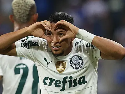 Palmeiras vence Emelec, Rony bate recorde e time segue 100% na Libertadores