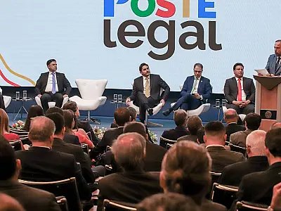 Governo cria normas para compartilhamento de postes de energia