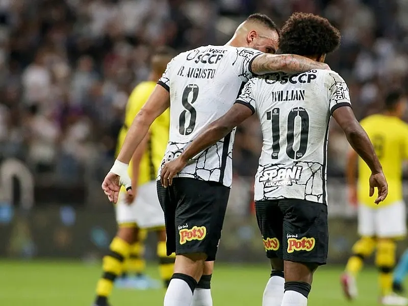 Corinthians desencanta no 2º tempo e bate o São Bernardo
