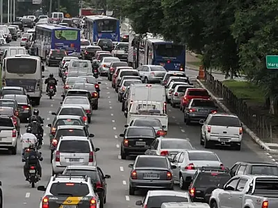 Senado aprova isenção de IPVA para carros com mais de 20 anos