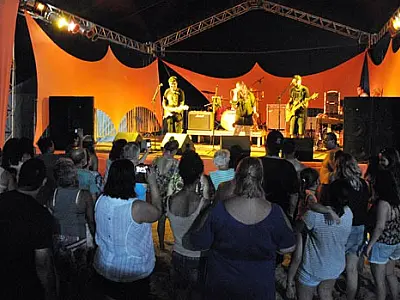 Confira a programação dos artistas locais no Estação Verão Praia deste final de semana
