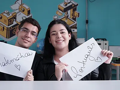 SP abre mais 257 vagas para monitores de língua portuguesa e matemática na Baixada