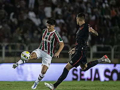 Fluminense domina Athletico, tem golaço de Nino e vence outra no Brasileiro