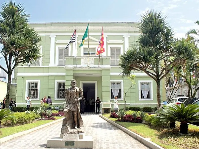 Último plantão do programa "Desenrola Municipal" acontece neste sábado