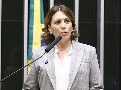 Deputada do PL quer por fim à "indústria da multa" no Brasil com novas regras para radares