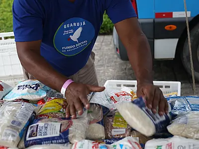 FS de Guarujá arrecada 2,8 toneladas de alimentos em show de Gusttavo Lima