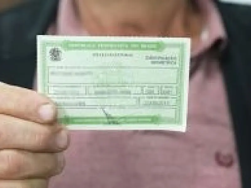 Mais de 5 milhões de brasileiros podem ter título de eleitor cancelado e enfrentar consequências
