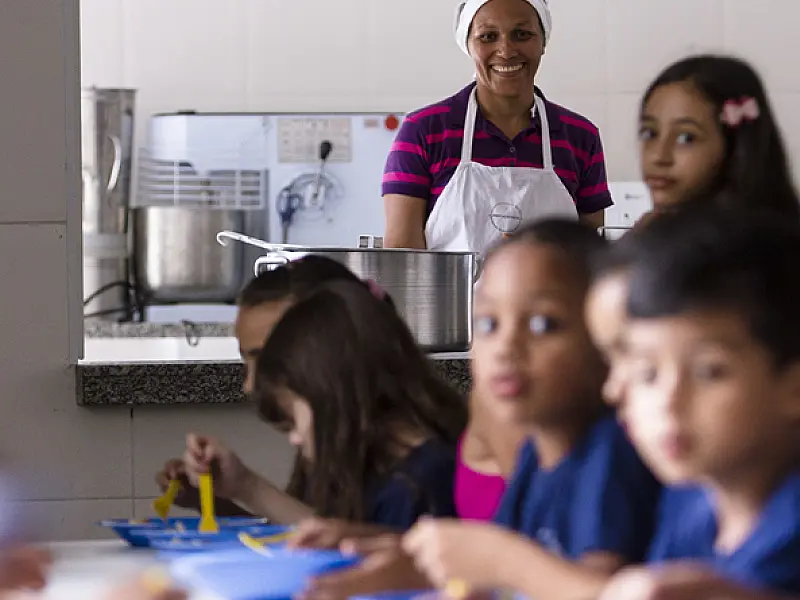 Almoço nas férias: famílias de alunos têm até quarta (3) para manifestar interesse