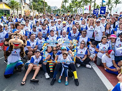 600 pessoas caminharam pela Inclusão em Bertioga