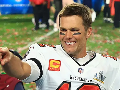 Tom Brady ganha prêmio no Oscar do esporte e cita Pelé