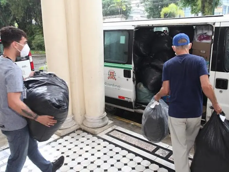 Santistas enviam primeiras doações para desabrigados na Bahia; veja como contribuir