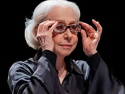 Teatro do Sesc Santos reabre com sessões extras de Fernanda Montenegro