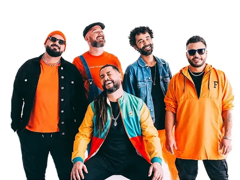 Maneva se apresenta no Arena Club neste sábado (15)