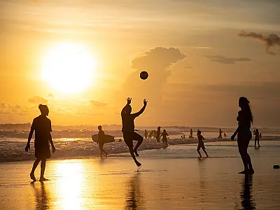 Vôlei de praia seleciona novos talentos para representar a Cidade