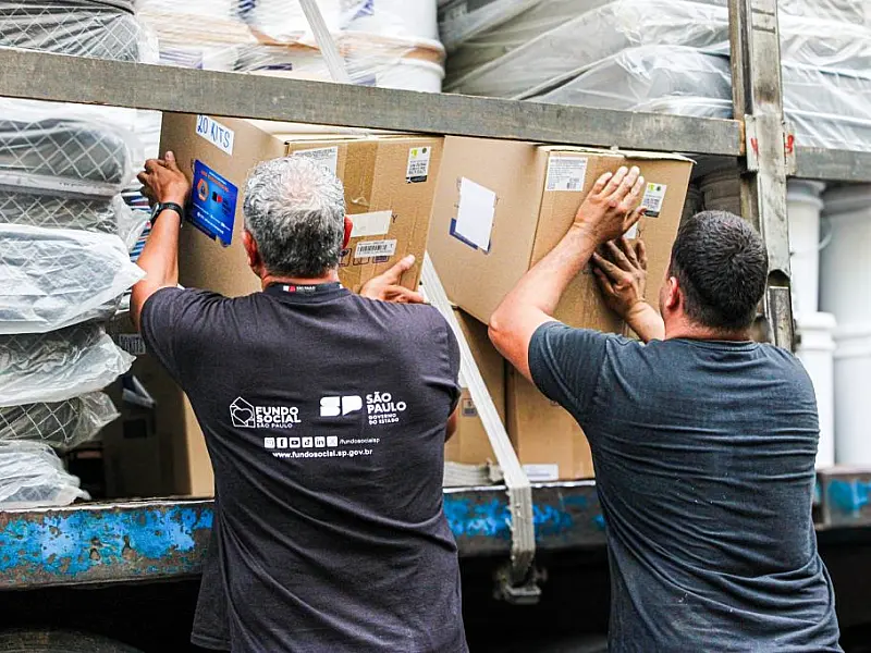 Governo de SP intensifica resposta às chuvas e envia ajuda humanitária a Peruíbe e Mongaguá
