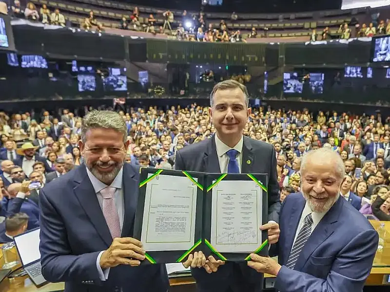 Congresso promulga emenda constitucional da reforma tributária