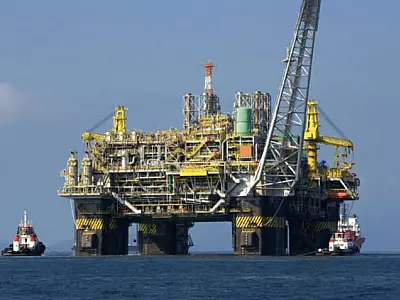Produção média de petróleo e gás bate recorde em 2023, informa ANP
