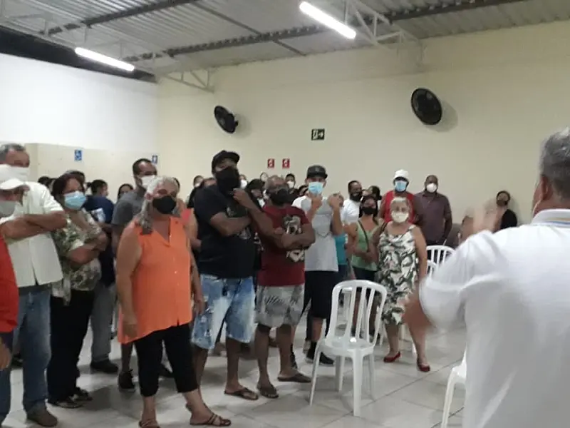 Proposta salarial da prefeitura é recusada em assembleia