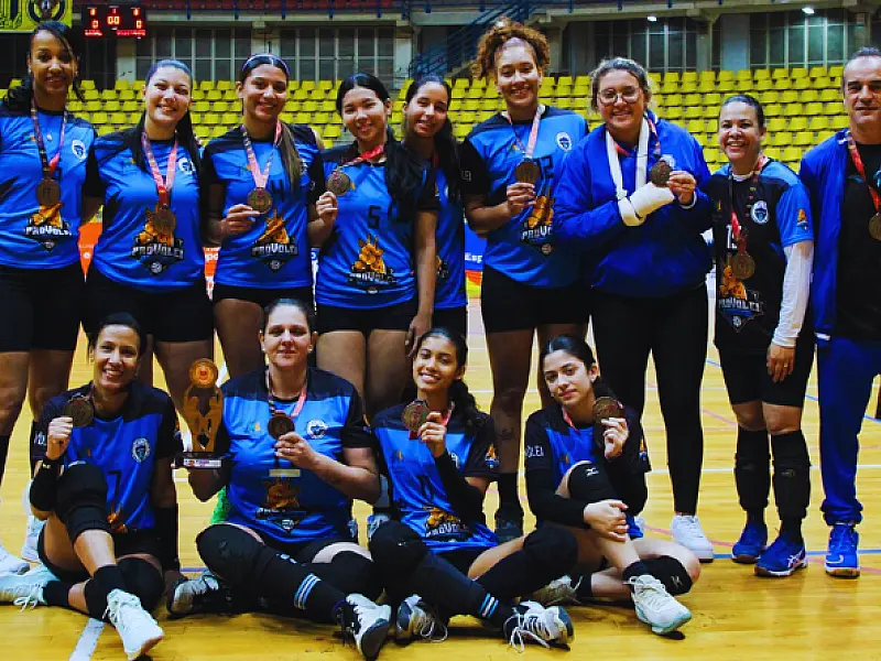 Vôlei feminino de São Vicente brilha e conquista bronze nos Jogos Regionais