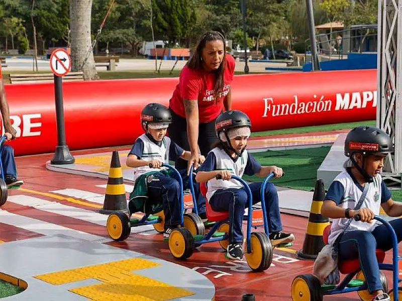 Fundación MAPFRE leva programa "Na Pista Certa" a Praia Grande