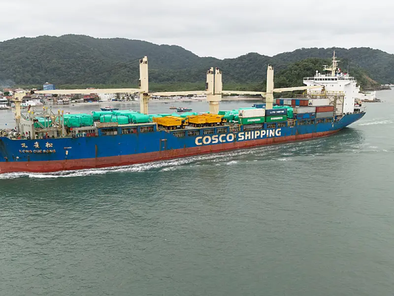 Primeiro trem da Linha 17-Ouro chega ao Porto de Santos