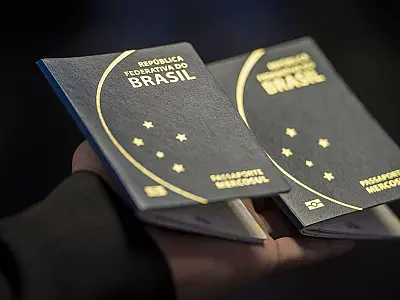 Polícia Federal anuncia normalização na emissão de passaportes