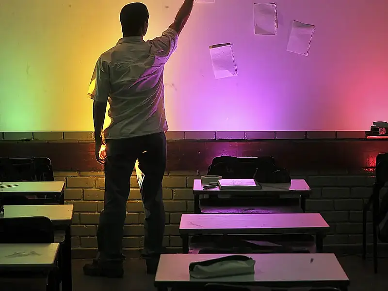Lei garante a professores plano de carreira e jornada reduzida