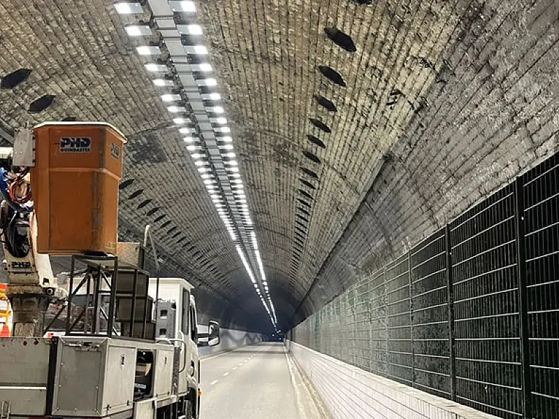 Túnel de Santos ganha iluminação nova e com tecnologia LED