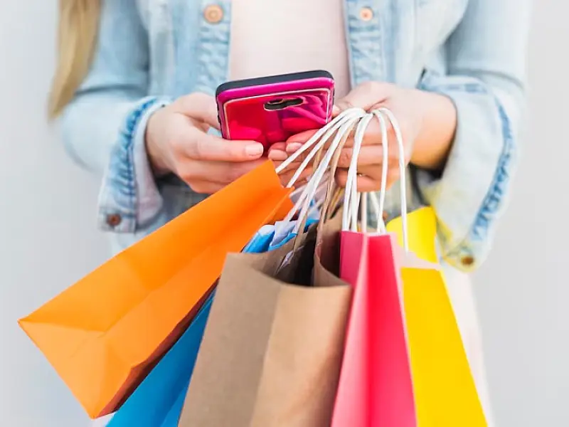 Lojas do Brisamar Shopping tem até 50% de desconto na Semana do Consumidor