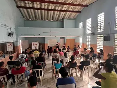 Ação descentralizada do FSS de Cubatão doa alimentos e roupas a 150 famílias da Vila Natal
