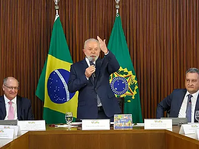Lula pede que ações do governo sejam agregadas em uma única marca