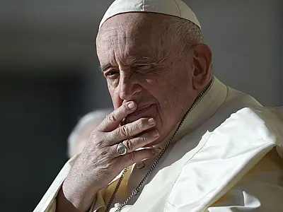 Nunca imaginei que lideraria Igreja Católica na '3ª Guerra Mundial', diz papa Francisco