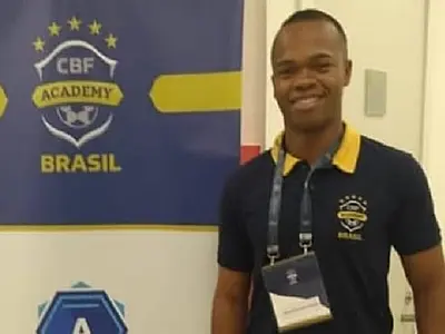 Em Santos, treinador Edivan Coelho inicia curso Licença PRO da CBF Academy
