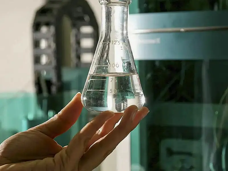 Vigilância Sanitária de SP emite alerta sobre contaminação por metanol