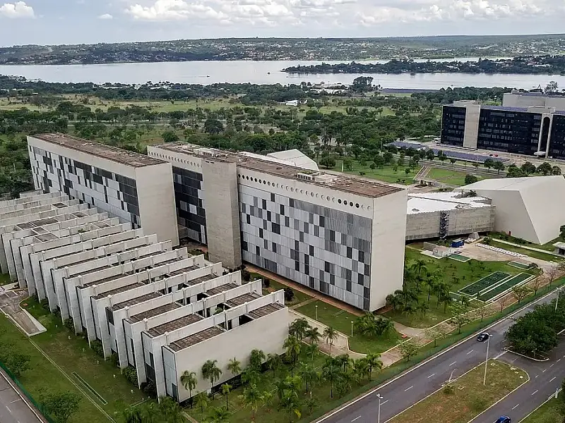 STJ empossa três ministros indicados por Lula