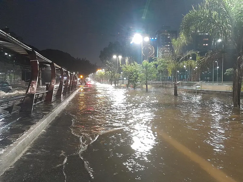 Áreas instáveis no litoral norte de SP preocupam a Defesa Civil