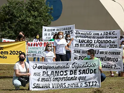 Metade dos médicos diz ter sofrido interferência de planos em tratamentos, aponta associação