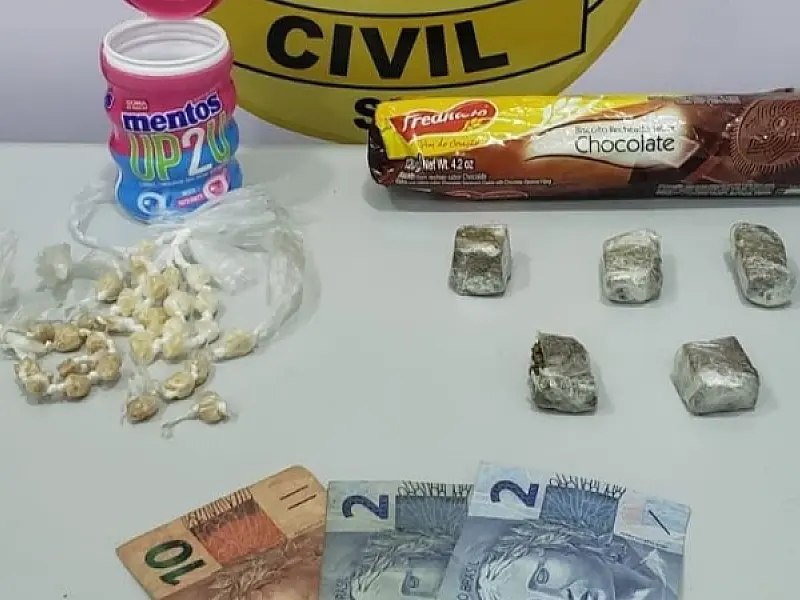 Polícia encontra doces "recheados" com drogas e prende suspeito em Praia Grande